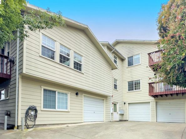 534 Adams St, Albany CA 94706