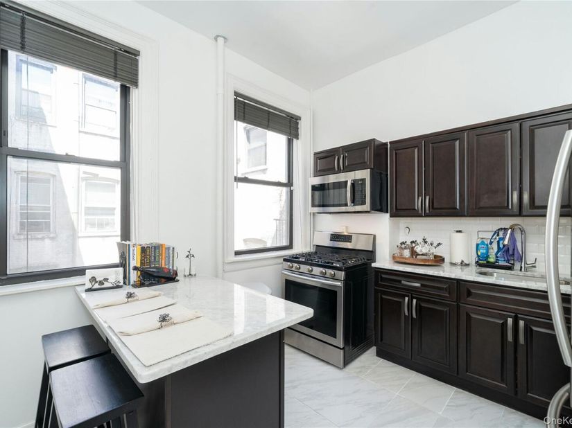 92 Hamilton Avenue 5E, Yonkers NY 10705