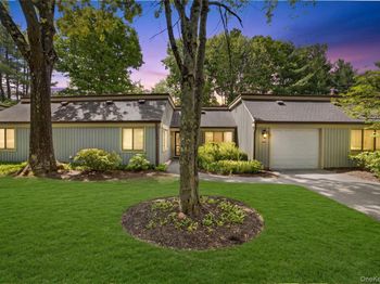 300 Heritage Hills