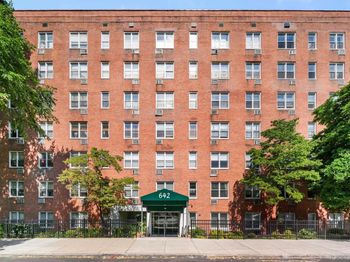 642 Locust Street