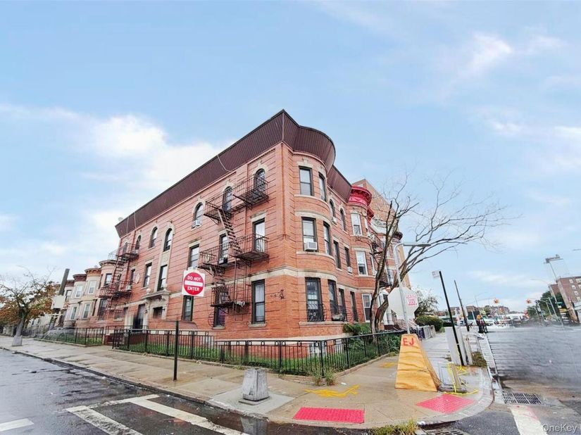 215 Bay 23rd Street 2A, Brooklyn NY 11214