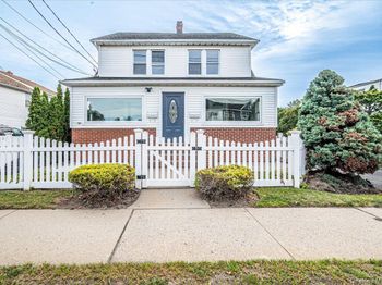 557 Newbridge Road