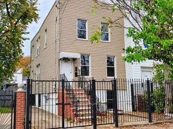212 Bradford Street