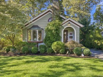 103 Scudder Place
