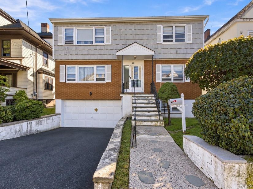146 Overlook Street, Mount Vernon NY 10552