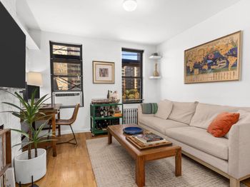 85 1ST Avenue
