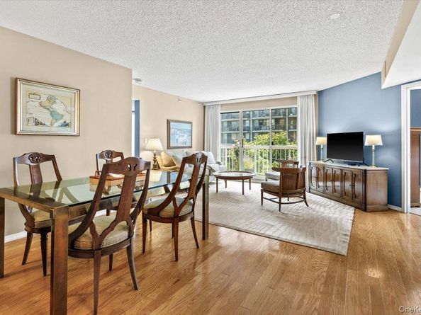 10 Stewart Place 7FW, White Plains NY 10603