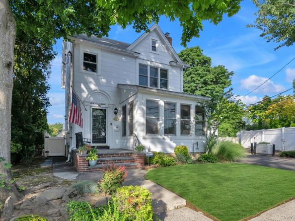 47-11 Belmont Road, Great Neck NY 11020