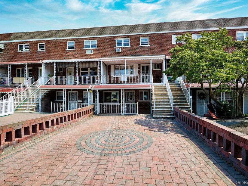 268 Throggs Neck Boulevard, Bronx NY 10465