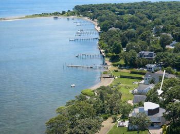 10 Bay View Drive