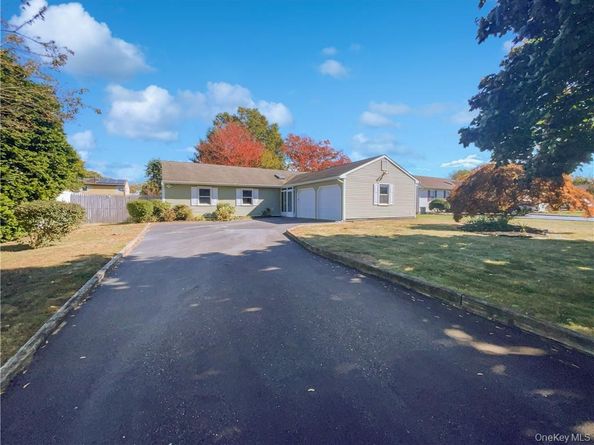 11 Frost Valley Drive, East Patchogue NY 11772