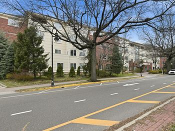 171 Great Neck Road
