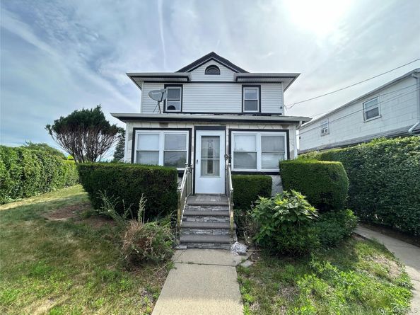 96 California Avenue, Hempstead NY 11550