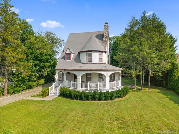 33 Deerfield Avenue, Eastchester NY 10709