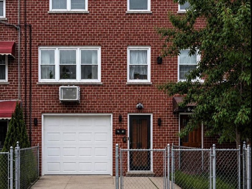 2733 Hone Avenue, Bronx NY 10469