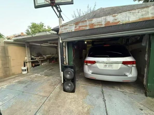 104-40 41 Avenue, Corona NY 11368