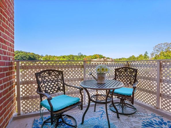 30 E Hartsdale Avenue 4D, Hartsdale NY 10530