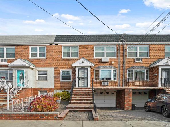 6035 75th Street, Middle Village NY 11379