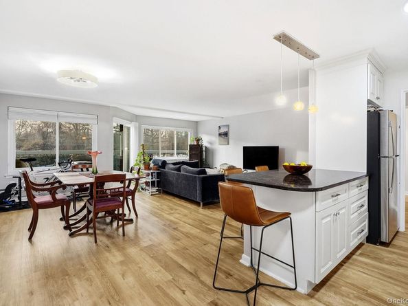 100 High Point Drive 306, Hartsdale NY 10530