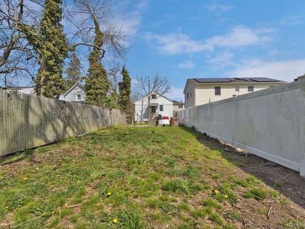 692 Beck Street, Hempstead NY 11553