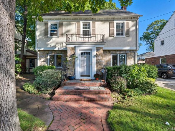 145 Cornwell Avenue, Valley Stream NY 11580