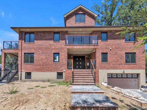 16515 Cross Island Parkway, Whitestone NY 11357