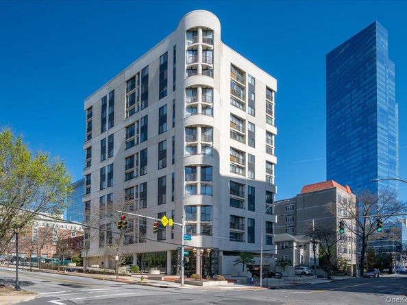 10 Cottage Place 12F, White Plains NY 10601