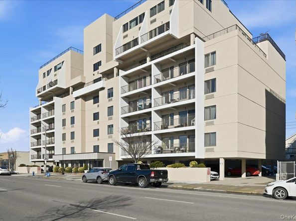 235 W Park Avenue 103, Long Beach NY 11561
