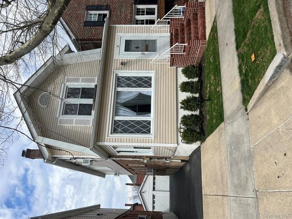 91 Winters Street, Bronx NY 10464