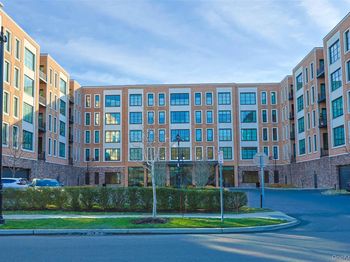 100 Garvies Point Road