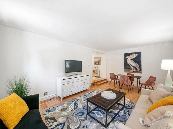 303 E 37th Street 1D, New York (Manhattan) NY 10016