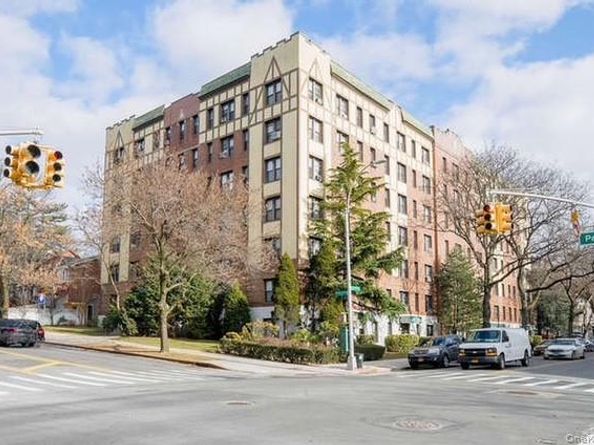 115-25 Metropolitan Avenue 161, Kew Gardens NY 11418