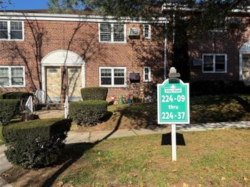 22411 Kingsbury Avenue