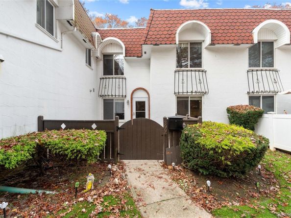 399 Birchwood Road, Brookhaven NY 11763