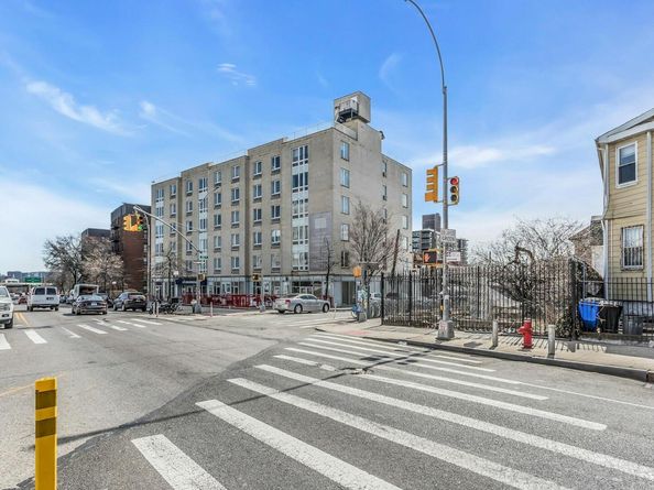 112-02 Northern Boulevard 6G, Corona NY 11368