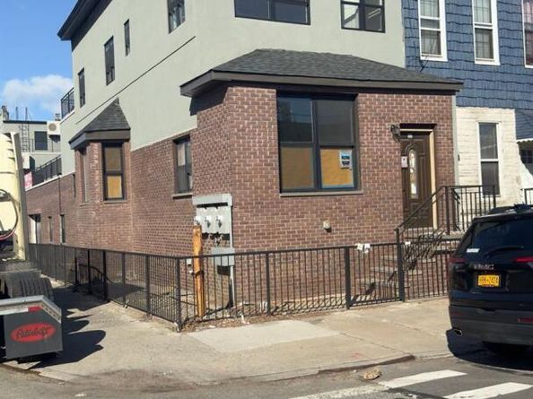 32 Radde Place, Brooklyn NY 11233