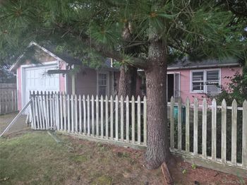 1750 Peconic Bay Boulevard