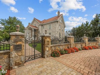 3407 Country Club Road