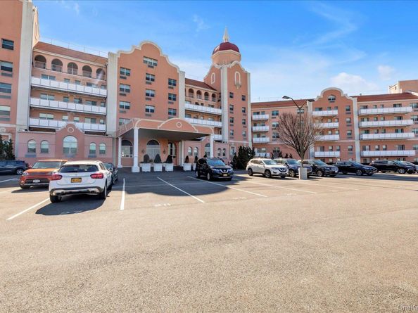 2 Richmond Road 1I, Long Beach NY 11561