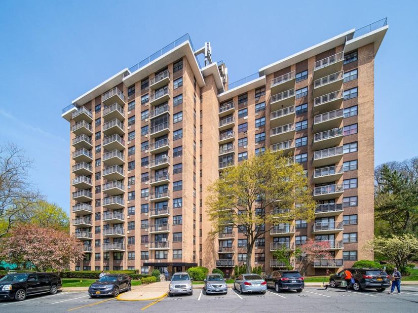 155 Ferris Avenue 11B, White Plains NY 10603
