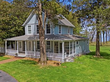 2850 & 2856 N Wading River Road