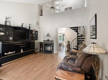 183 Laurel Ridge