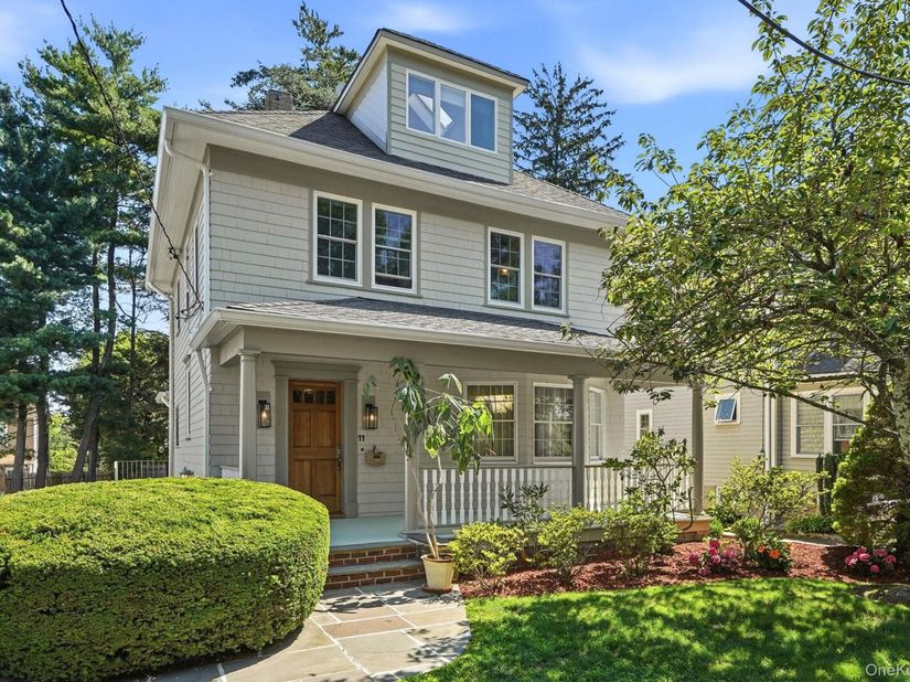 11 Winthrop Avenue, Larchmont NY 10538