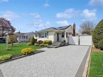 737 Pleasant Avenue