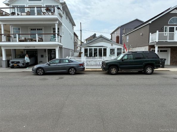 77 Pennsylvania Avenue, Long Beach NY 11561