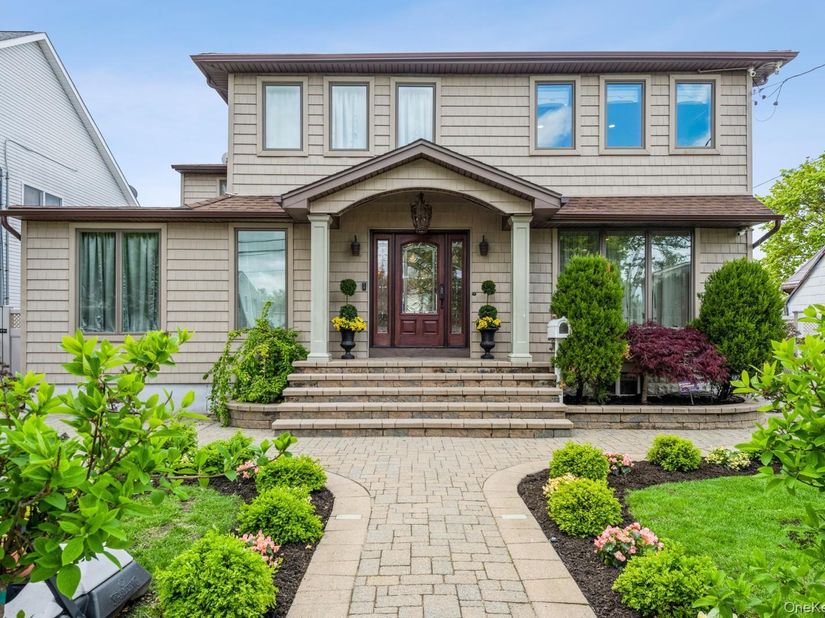 82 Division Avenue, Massapequa NY 11758