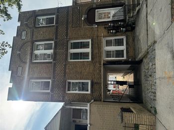 3015 Paulding Avenue