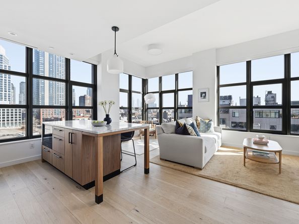 29 Huron Street 6JE, Brooklyn NY 11222