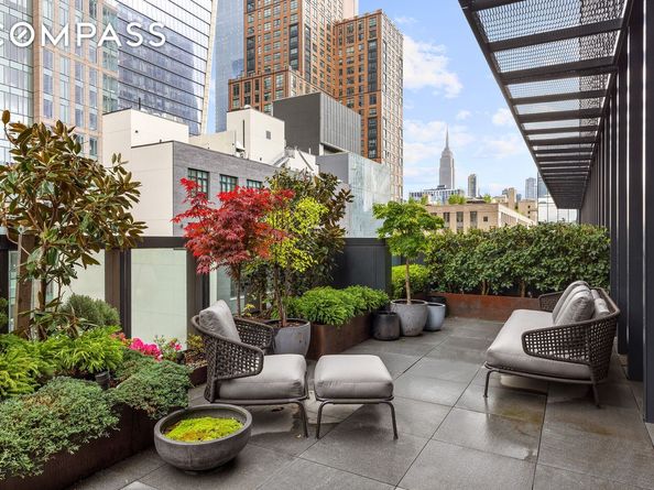 522 West 29th Street 9C, New York NY 10001