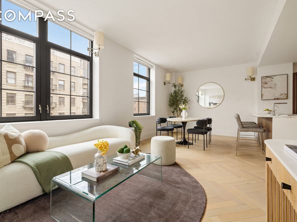 100 Ave A 4B, New York NY 10009